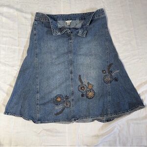 Christopher & Banks Denim Skirt Women's Size 12 Floral Embroidery